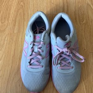 New Balance Fresh Foam Arishi Girls Size 3